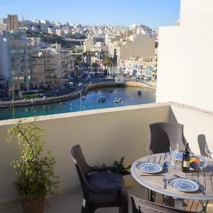 Appartamento Stylish St.julians Penthouse With Terrace In The Centre With Seaviews, San Giuliano
